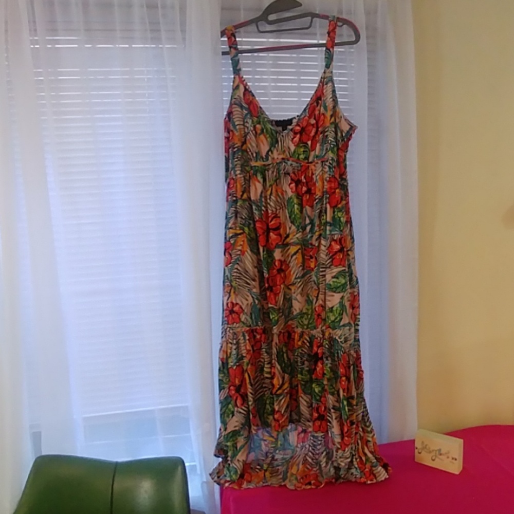 Tropical Floral Jessica Simpson Dress